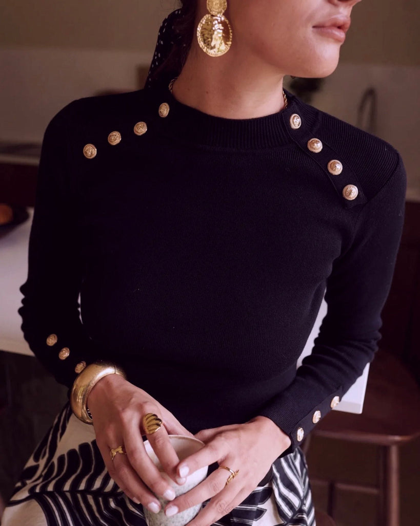 KNITWEAR